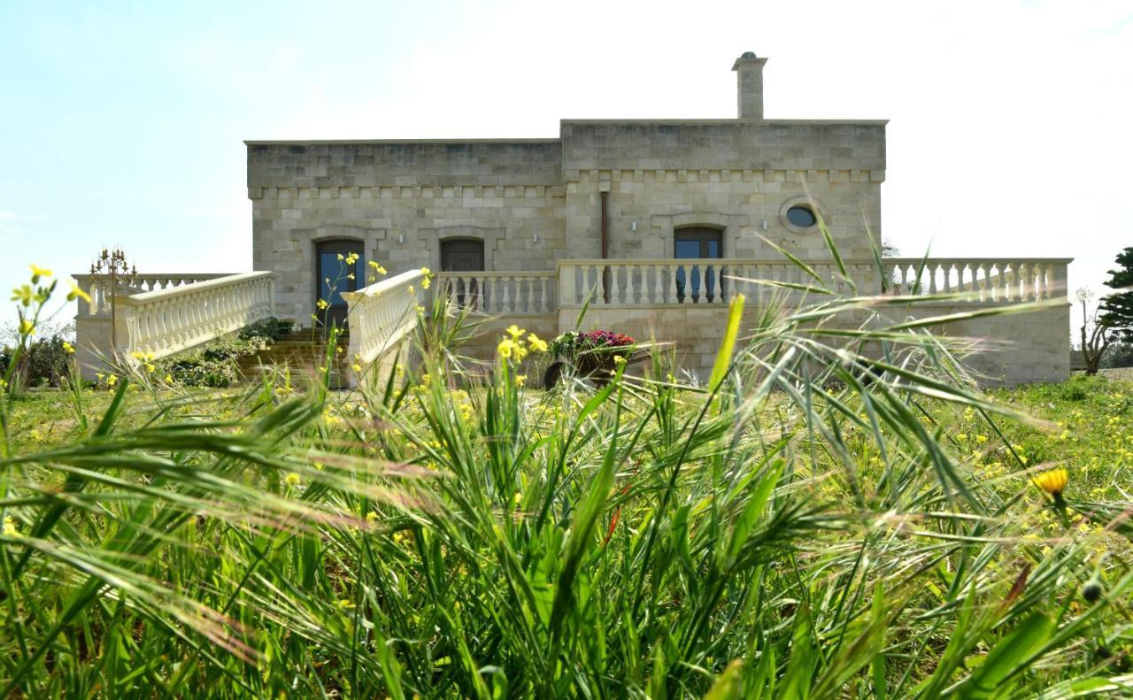 Castello Salentino B&B メレンドゥーニョ エクステリア 写真